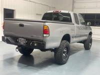 2001 Toyota Tundra 4x4 4WD SR5 / 4.7L V8 /1-OWNER/ LIFTED /77K MILESM&M Investment Cars - Gladstone - Image 8