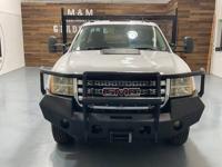 2013 GMC Sierra 3500 4x4 4WD HD SLE Regular Cab / 6.6L DIESEL / DUALLM&M Investment Cars - Gladstone - Image 6