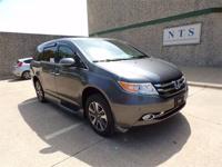 41K MILE HONDA ODYSSEY TOURING WHEELCHAIR HANDICAP MOBILITY RAMP VAN Irving, TX - Image 4
