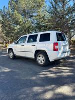 2008 JEEP PATRIOT SPORT 4WD — 147K MILES!!! ON SALE!!! Aurora - Image 4