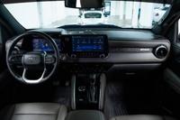 2023 Chevrolet Colorado 4x4 4WD Chevy Truck ZR2 Crew Cab D&C Motor Company - Image 9