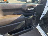 2021 GMC Sierra 2500 Regular Cab Long Box 4X4 6.6 liter! WHEAT RIDGE - Image 10