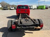 2013 RAM 5500 REG CAB AND CHASSIS DIESEL 120IN CAB TO AXLE *97K MILES* NOBLE - Image 6