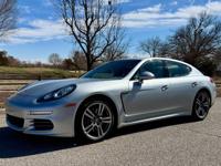 2016 Porsche Panamera 4 AWD - 2 owner - well serviced!!