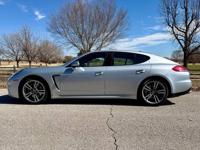 2016 Porsche Panamera 4 AWD - 2 owner - well serviced!! - Image 5