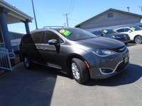 ▬▬▬ 2018 CHRYSLER PACIFICA TOURING L▬▬ * 109K MILES* OKLAHOMA CITY - Image 4