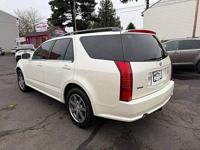 2004 Cadillac SRX Base RWD 4dr SUV V8 (6215 SE 82 AVE PORTLAND,OR 9726 - Image 7