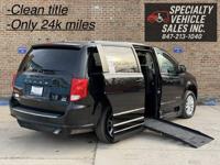 2019 Dodge Grand Caravan Wheelchair Accessible Mobility Van Skokie - Image 2