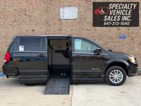 2019 Dodge Grand Caravan Wheelchair Accessible Mobility Van Skokie - Image 3