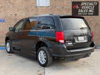 2019 Dodge Grand Caravan Wheelchair Accessible Mobility Van Skokie - Image 8