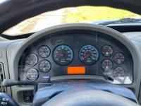 2018 INTERNATIONAL 4300 FLATBED CUMMINS MANUAL TRANS **NON-CDL, 57k MI SAN FRANCISCO - Image 8