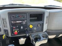 2018 INTERNATIONAL 4300 FLATBED CUMMINS MANUAL TRANS **NON-CDL, 57k MI SAN FRANCISCO - Image 10