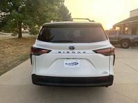 2022 TOYOTA SIENNA XLE Hybrid Save Fuel - Image 5