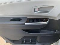 2022 TOYOTA SIENNA XLE Hybrid Save Fuel - Image 10