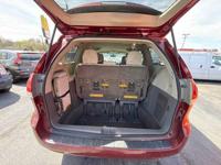 2013 Toyota Sienna LE 7 Passenger Auto Access Seat 4dr Mini Van CRYSTAL AUTO SALES INC ~ 2204 Nolensville Pike NASHVILLE - Image 8