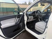 2014 Subaru Forester 2.5i Premium AWD — HEATED SEATS • SUNROOF Subaru Forester In Beaverton - Image 10