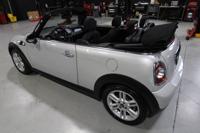 2011 R57 MINI COOPER Convertible WHITE SILVER Serviced 6spd manual Specializing in MINI's ONLY / Indoor Showroom - Image 3