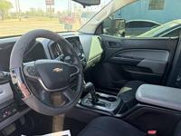 2017 Chevrolet Colorado 2WD Crew Cab 128.3 WT - Image 7