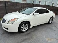 2008 Nissan Altima coupe 2.5S Aurora