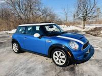 2009 Mini Cooper S 2dr Hatchback _Mini_ _Cooper_ _Coupe_ - Image 3