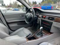 💥BEAUTIFUL 2006 BMW 330i Sedan LOW MILES CLEAN💥 South Salem - Image 10