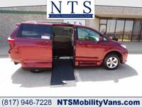 TOYOTA SIENNA LE HANDICAPPED WHEELCHAIR MOBILITY POWER RAMP VAN Irving, TX