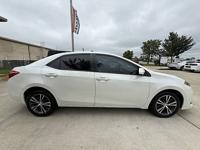 2017 Toyota Corolla LE - Image 9