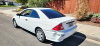 2004 Honda Civic Coup 4cyl Auto, Runs good, 170,000 mi San Marcos - Image 4