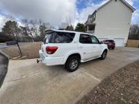 2005 Toyota Sequoia Autotrader Private Seller - Image 5