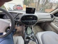 2005 Toyota Sequoia Autotrader Private Seller - Image 8