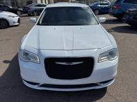 2020 Chrysler 300 💥EXCELLENT CONDITION 💥 - Image 8
