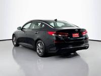 2020 Kia Optima LX Sedan 4D _Kia_ _Optima_ _Sedan_ - Image 4