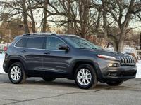 2018 Jeep Cherokee Latitude Plus 4x4 4dr SUV East Brunswick, NJ - Image 7