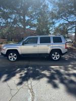 2011 JEEP PATRIOT LATITUDE 4WD — 100K MILES!!! Aurora - Image 3