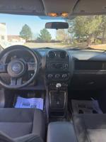 2011 JEEP PATRIOT LATITUDE 4WD — 100K MILES!!! Aurora - Image 10