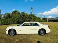 2006 Chrysler 300-Series C 4dr Sedan _Chrysler_ _300-Series_ _Sedan_ - Image 4