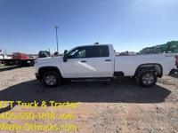 2020 Chevrolet Silverado 2500HD Crew Cab 4X4 Diesel 6.6L Pickup S Manning Rd El Reno, Ok / N.E.Corner of I-40 & Manning - Image 2