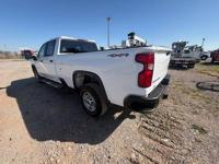 2020 Chevrolet Silverado 2500HD Crew Cab 4X4 Diesel 6.6L Pickup S Manning Rd El Reno, Ok / N.E.Corner of I-40 & Manning - Image 9