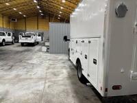 2018 Chevrolet Express 3500 DRW Utility Van Mid TN - Image 10