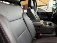 2022 Chevrolet Silverado 2500HD ext cab Work ruck 4WD 6.6 gas V8 - Image 3