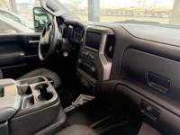 2022 Chevrolet Silverado 2500HD ext cab Work ruck 4WD 6.6 gas V8 - Image 4