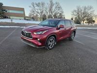 2022 Toyota Highlander XLE Sport Centennial Co - Image 4