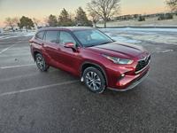 2022 Toyota Highlander XLE Sport Centennial Co - Image 6