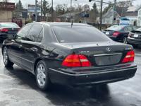 2003 LEXUS LS 430 STUNNING// BLACK ON BLACK - Image 9