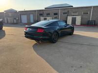 2018 Ford Mustang Ecoboost Coupe Houston/Katy - Image 4