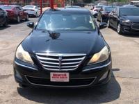 2012 Hyundai Genesis 4dr Sdn V6 3.8L _Hyundai_ _Genesis_ _Sedan_ - Image 4