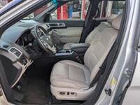 2012 Ford Explorer FWD 4dr Limited _Ford_ _Explorer_ _Sedan_ - Image 9