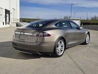 2015 Tesla Model S 85D AWD 90K Mi. Excellent cond. Portland - Image 6