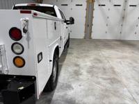 2017 Ford F250 XL Extended Cab 4wd Utility Bed Back Up Camera Mid TN - Image 9