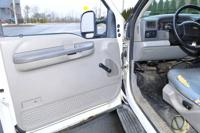 01 F350 Super duty 4WD Runs Great Utility Cap Ladder Racks 5.4l Northeast - Image 9